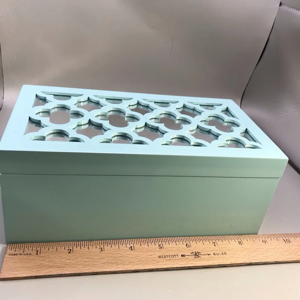 Max Studio Aquamarine Colored Jewelry Box 9